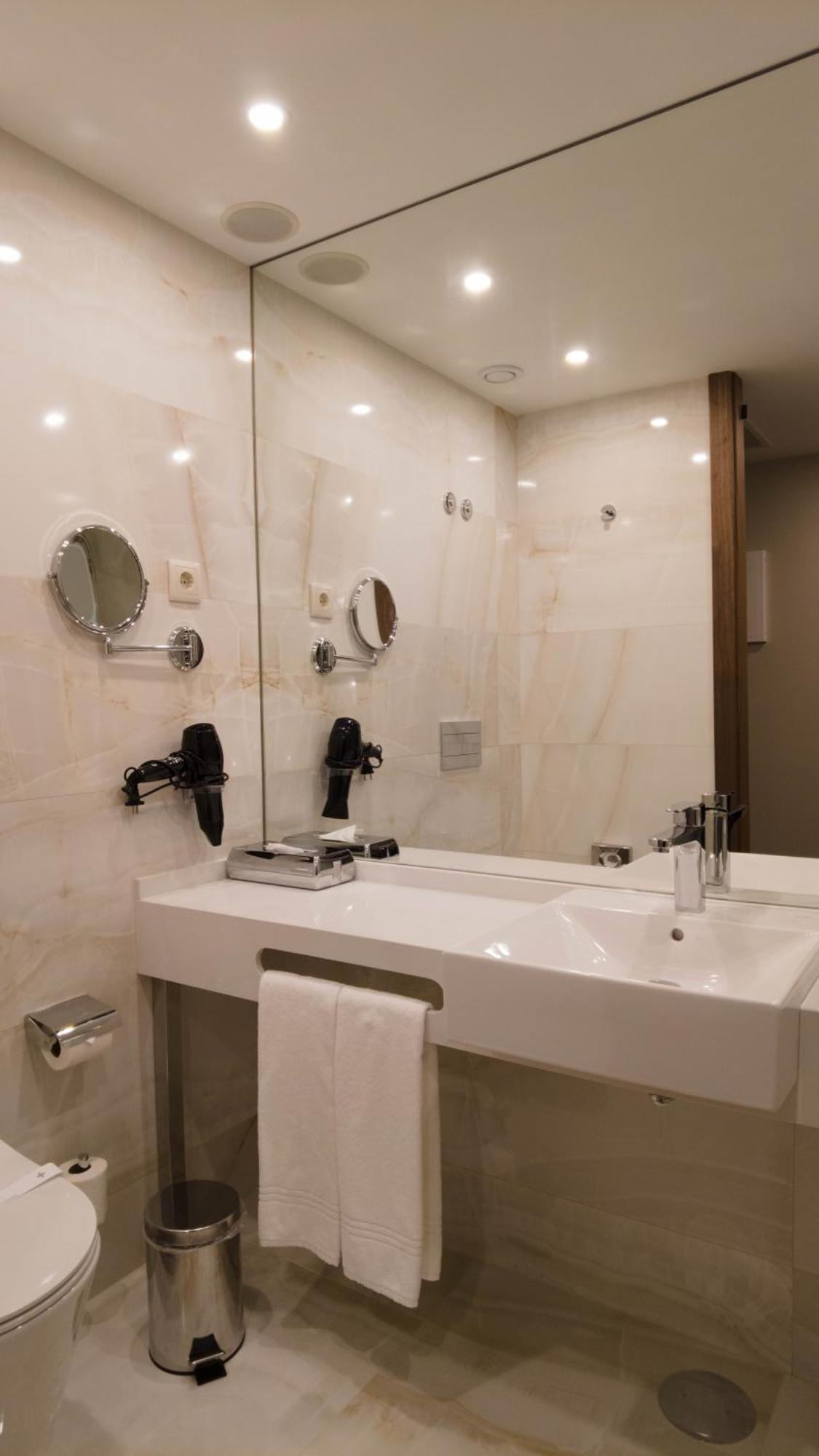 Turim Oporto Hotel Екстериор снимка